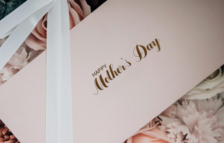 What to Write in A Mother’s Day Card